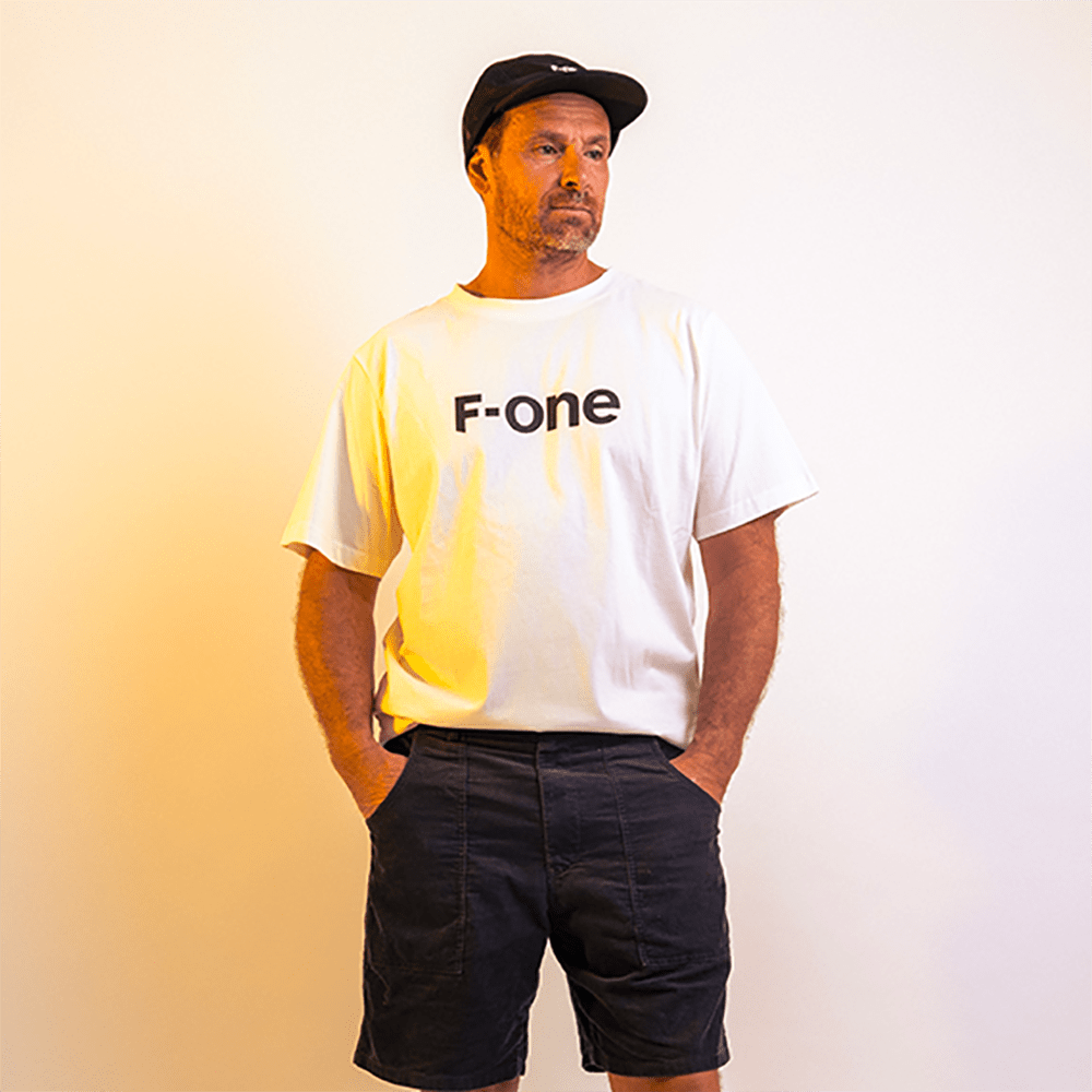 podium-black-3-1920x960