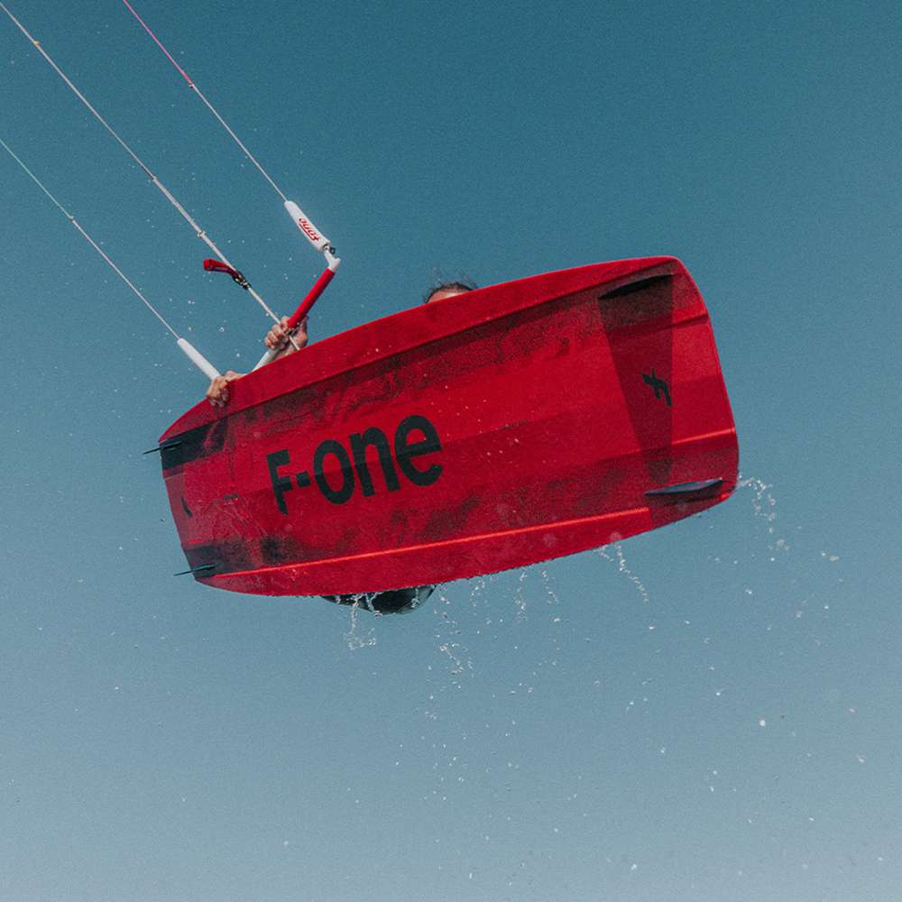 SPARK-HYBRID-GALLERIE-1